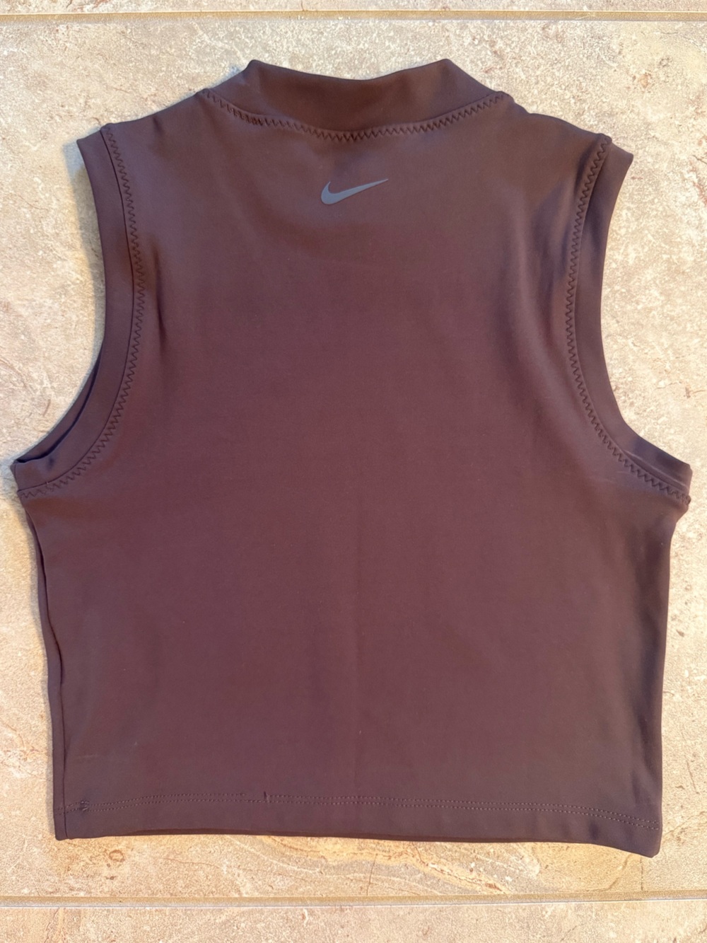 🤎Nike Women's One Fitted Dri-FIT Cropped Tank Top - Baroke Brown NWT Size Small - Picture 4 of 12